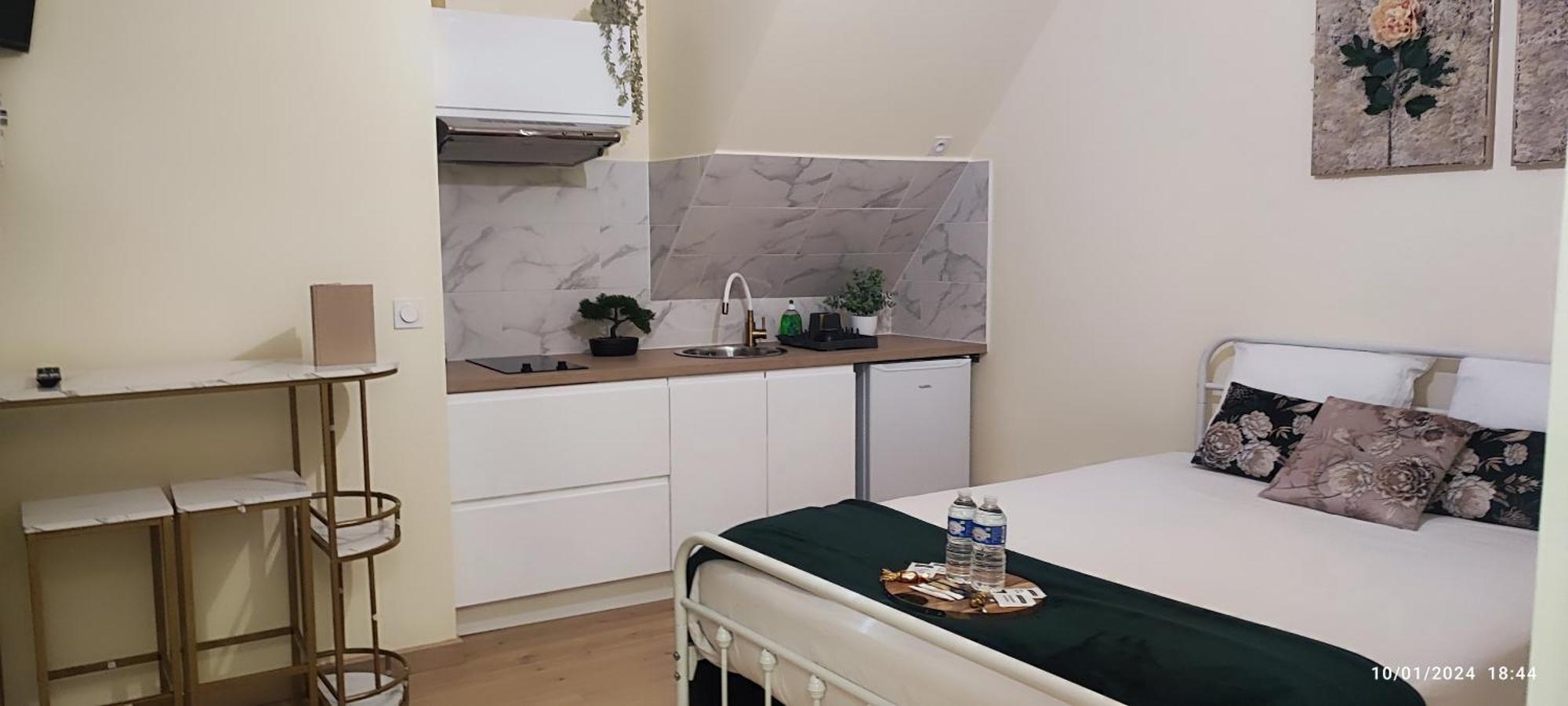 Le Cocoon Dore Poitiers Ruang foto