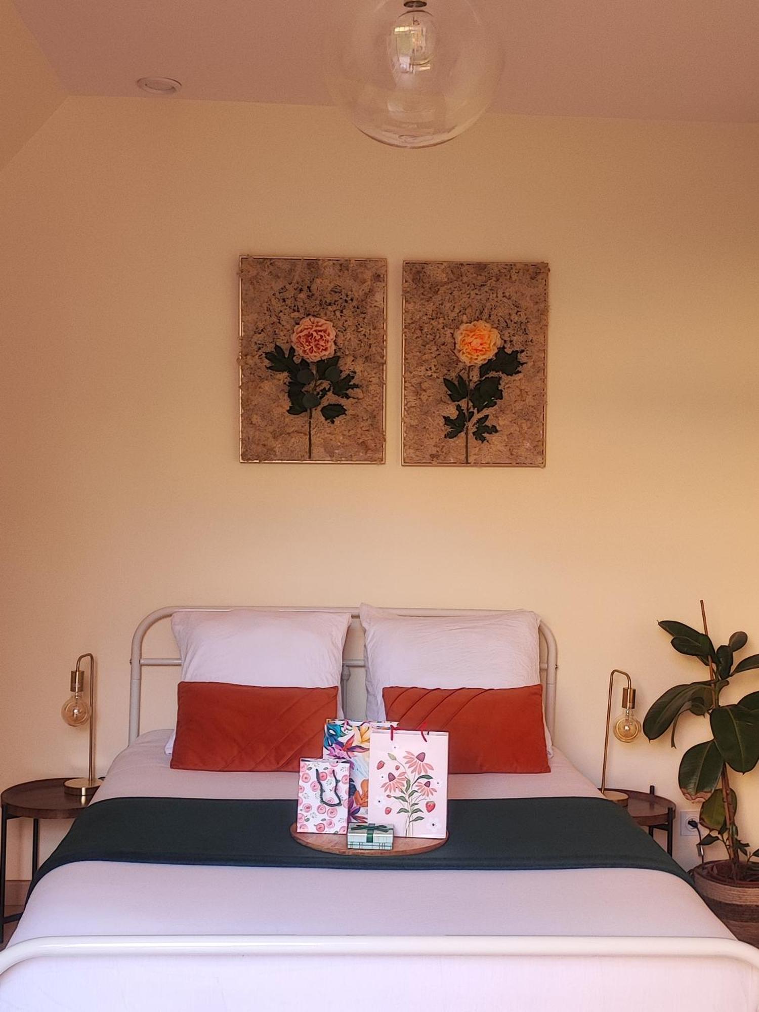 Le Cocoon Dore Poitiers Bagian luar foto